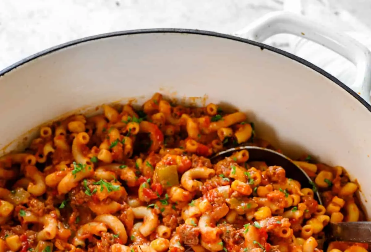 American Goulash: 4 Quick Dinner Ideas 2 A steaming bowl of hearty American goulash with pasta and meat