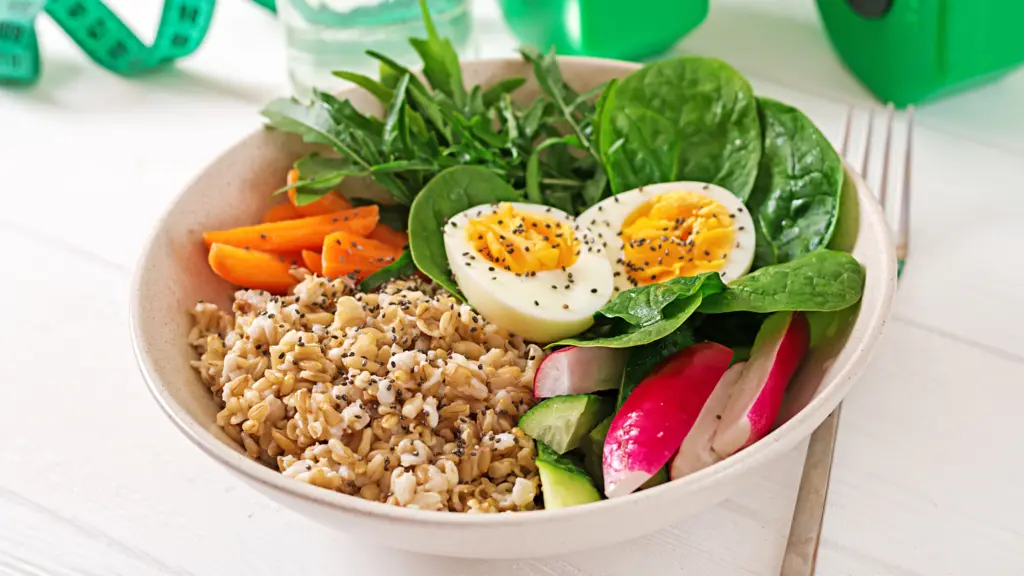 Healthy Breakfast Ideas for Every Day: 1 Ultimate Guide 2 Various healthy breakfast ideas for every day displayed on a table.
